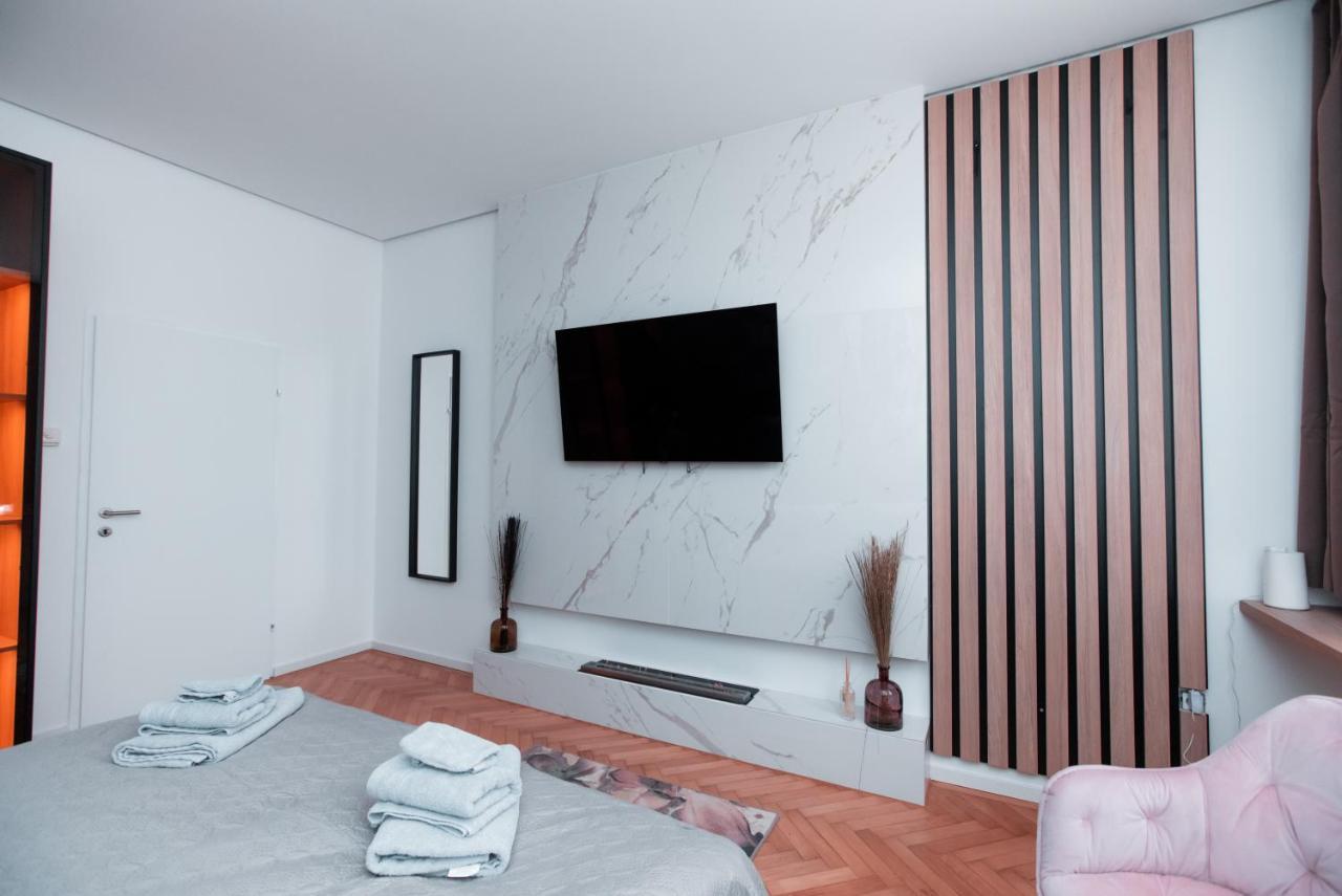 וינה Petit Luxe Apartment מראה חיצוני תמונה