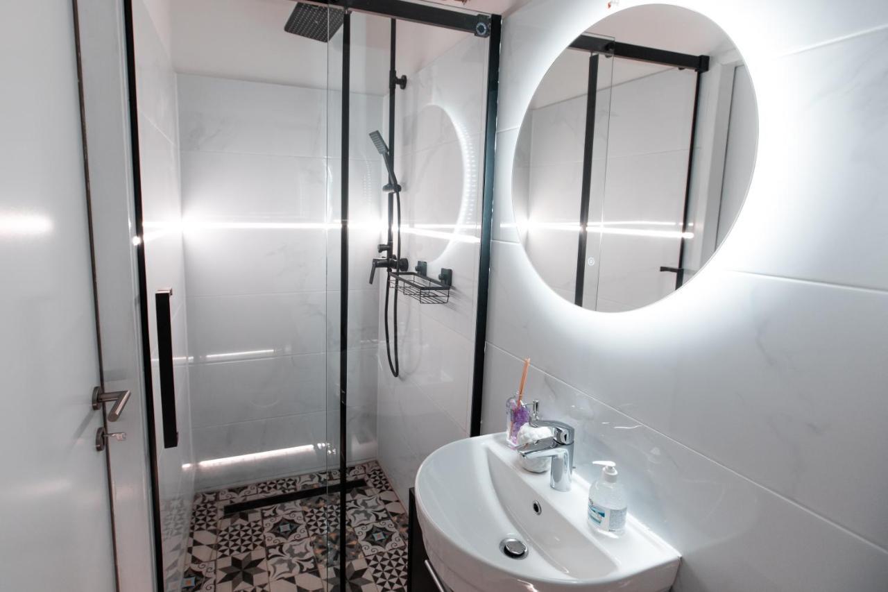 וינה Petit Luxe Apartment מראה חיצוני תמונה